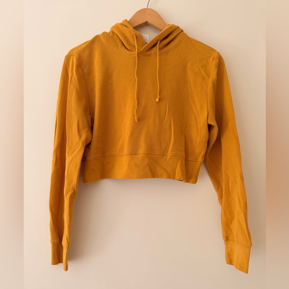 Sunday Best Aritzia Cropped Waffle Knit Hoodie Mustard 
M